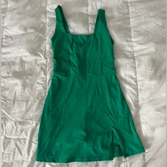 Shein Split Hem Solid Active / tennis Dress Green S(4) skort built in - Picture 1 of 13